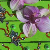Osterei ORCHIDEENZAUBER Collage Acrylmalerei auf einem Holzei Künstler-Ei Wanddeko Collage Blütenbild Osterdekoration Bild 5