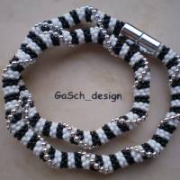 Häkelkette, gehäkelte Perlenkette * Zebra mit Silberblick Bild 1