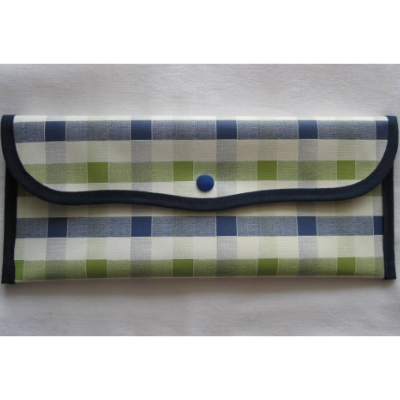 Bestecktaschen aus Wachstuch Karo Blau-Grün-Weiß