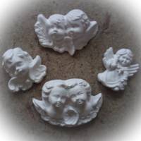 Puttenköpfe/Engel - 4 Gipsfiguren zum Anmalen mit Anhänger können auch als Duftanhänger verwendet werden Bild 1