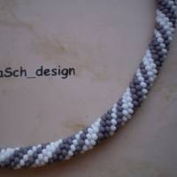 Häkelkette, gehäkelte Perlenkette * Als die Farben streikten Bild 2