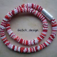 Häkelkette, gehäkelte Perlenkette * Rotweiße Rasselbande Bild 1