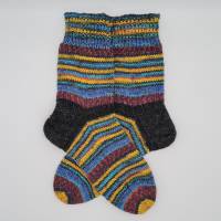 Gestrickte bunte dickere Socken,Gr. 42/43,Stricksocken,Kuschelsocken aus 6 fach Sockenwolle handgestrickt Bild 3