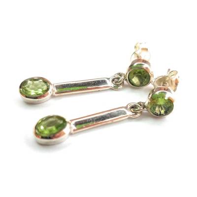 Peridot Ohrhänger, grün rund facettiert, Ohrschmuck rund und oval facettiert, Silber, Brautohrringe, Geschenk