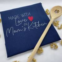 Geschirrtuch „Made with love in mom’s Kitchen“ Bild 1