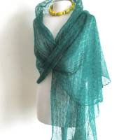 Tuch gestrickt aus Mohair in Smaragdgrün, zarte Stola Hochzeit, elegante Lace-Schal. Geschenk für sie Bild 3