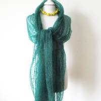 Tuch gestrickt aus Mohair in Smaragdgrün, zarte Stola Hochzeit, elegante Lace-Schal. Geschenk für sie Bild 4