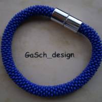 Häkelarmband, gehäkeltes Perlenarmband * Viel Marineblau Bild 1