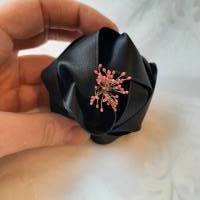 Schwarze Brosche Haarblume Kopfschmuck Haarklammer Satin Blume "Louise" für festliche Anlässe Bild 2
