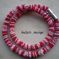 Häkelkette, gehäkelte Perlenkette * Flickenteppich in rosa rot Bild 1