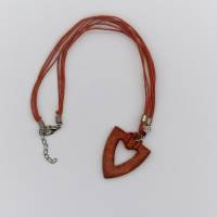 Halskette mit Anhänger, Wappen, Keramikperlen, rotbraun silber, Länge 42 + 4 cm, Keramikschmuck Bild 1