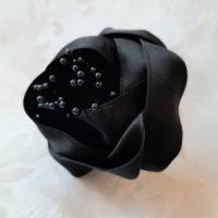 Schwarze Haarblume Kopfschmuck Haarklammer Brosche Satin Blume "Coralie" für festliche Anlässe Bild 4