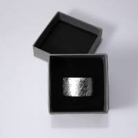 Extra breiter Silberring "Knecht" mit außergewöhnlichem Hammerschlag, breiter gehämmerte Ring in Silber Bild 6