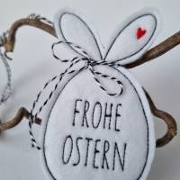 Osterei aus Filz mit "Ohren" - FROHE OSTERN in Druckschrift - von he-ART by helen hesse Bild 2
