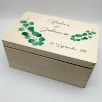 Erinnerungskiste Hochzeit mit Namen "Eukalyptuszweige" Hochzeitsdatum Erinnerungsbox zur Trauung Bild 5
