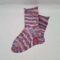 Gestrickte bunte Socken hand-dyed, Gr. 40/41, Stricksocken, Kuschelsocken, handgestrickt von la piccola Antonella Bild 1