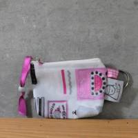Tampontäschchen oder Geldbeutel m.Schlüsselring, beschichte Baumwolle, "Schneiderei" in grau und pink Bild 1