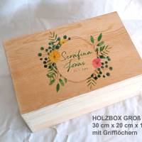 Erinnerungsbox Greenery Hochzeit Familie Freunde exotisch aus Holz Bild 1