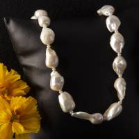 Barock Perlenkette Statement Keshi Perlen Kette weiß Bild 1