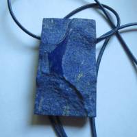 Lapislazuli, XXL, Edelsteinanhänger, mit einem blauen Lederband, Unikat, Kristallgrotte Bild 1