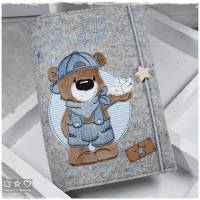 U-Hefthülle aus graumelierten Wollfilz mit Doodlestickerei Cool Bär, personalisierbar Bild 3
