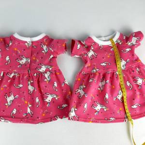 Einhörner Regenbogen und Sternschnuppen, als Kleid oder T-Shirt, Puppenkleidung für Puppen Gr. 40-45 cm, pink Bild 3