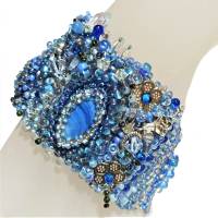 Breites Armband blau Unikat handgefertigt Perlmutt Sodalith Glas handmade Schmetterlinge boho Bild 1