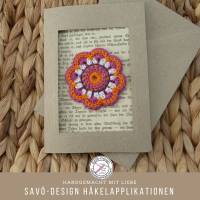 Glückwunschkarte mit einer gehäkelten bunten Mandala-Blume Bild 4