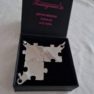 Personalisierbar Puzzle Anhänger aus Edelstahl, Halsschmuck mit Gravur, Geschenk Männer Frauen Muttertag Individuell Bild 4