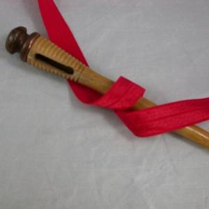 1 m elastisch Schrägband uni 16 mm, rot Bild 1