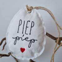 Deko-Osterei aus Vintage-Baumwollstoff "PIEP piep" - von he-ART by helen hesse Bild 2