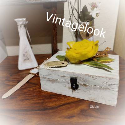 Schmuckschatulle im Vintagelook bearbeitet