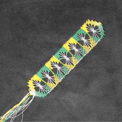 geklöppeltes Lesezeichen Stern grün-gelb