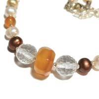 Perlenkette weiß Karneol orange und Bergkristall handgemacht als Collier Herbst Schmuck Geschenk Bild 2
