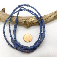 Strang mit kleinen und winzigen blauen Djenné-Perlen gefunden in Mali 3-5mm - Strang ca. 65cm - antike Nila Glasperlen Bild 1