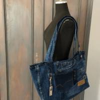 Einkaufstasche aus Upcycling Jeans mit Innenfutter Bild 1