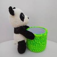 Panda mit Korb, Utensilienkorb, Schreibtischdeko, Stiftebox, Osterkörbchen Bild 3