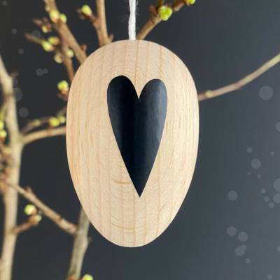 Osterei aus Holz | Dekor "Herz" schwarz/gold