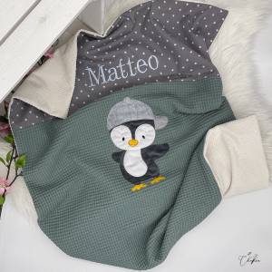 Kuscheldecke Stickdatei Pinguin, Babydecke Waffelpiqué, Baumwolle Waffelfrottee, Decke für Kinder, Geschenk zur Geburt p Bild 4
