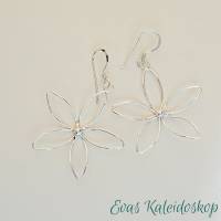 Zarte, große  Blüten Ohrhänger aus Silberdraht Bild 5