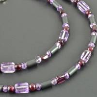 Zarte, zauberhafte Edelsteinkette in hellem lila, dunkelrot und grau - Amethyst, Granat, Hämatit - zarte Halskette Bild 1