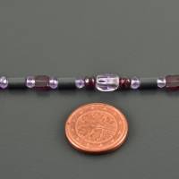 Zarte, zauberhafte Edelsteinkette in hellem lila, dunkelrot und grau - Amethyst, Granat, Hämatit - zarte Halskette Bild 5