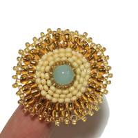 Ring beige mint creme verstellbar handgefertigt aus Glasperlen Unikat Bild 4