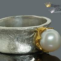Goldschmiede Perlenring "Kingly pearl" in 925er Sterling Silber mit Teilvergoldung, Perlenschmuck Bild 2