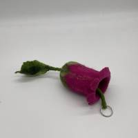 Schlüsseltasche pink Blume aus Filz, handgearbeitete Schlüsselblume für Blumenfreunde, Filzblüte Bild 1