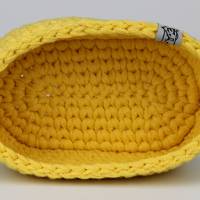 Häkelkörbchen oval nachhaltiges Utensilo gehäkelt Handarbeit gelb aus Textilgarn Osterkörbchen Bild 3