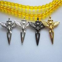 Charms Anhänger Engel, Flügelschwert 4 Farben zur Auswahl Bild 1