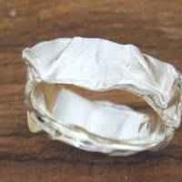 Auffälliger Ring aus Silber mit Opal in Goldfassung Bild 7