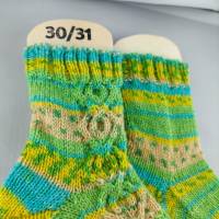 Socken für Kinder in Größe 30/31 handgestrickt, Unikat Bild 4