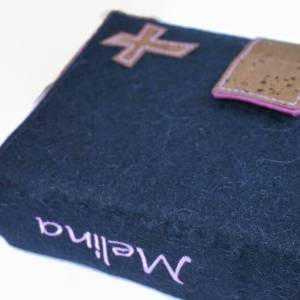 Gotteslobhülle Bibelhülle aus dunkelblauem Filz, mit Kork kombiniert Bild 3